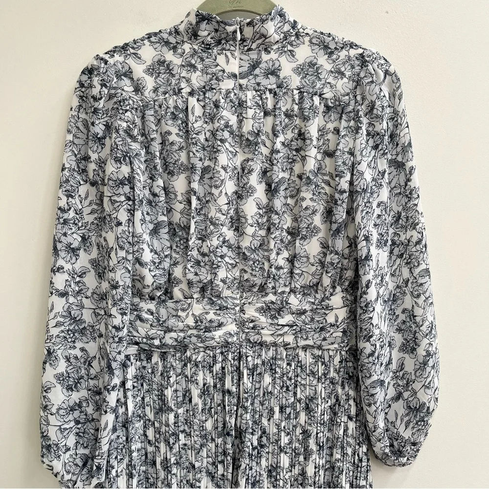 Ivy City Co Mini Brynley Floral Long Puff Sleeve Dress Blue White Girls 11/12